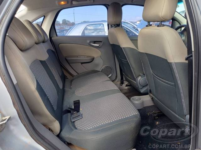 2016 FIAT GRAND SIENA 