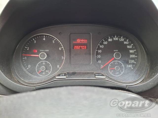 2013 VOLKSWAGEN FOX 