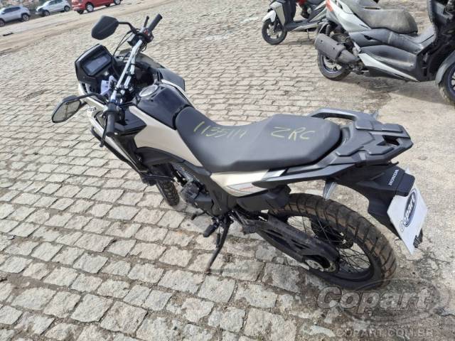 2026 HONDA XRE SAHARA 300 