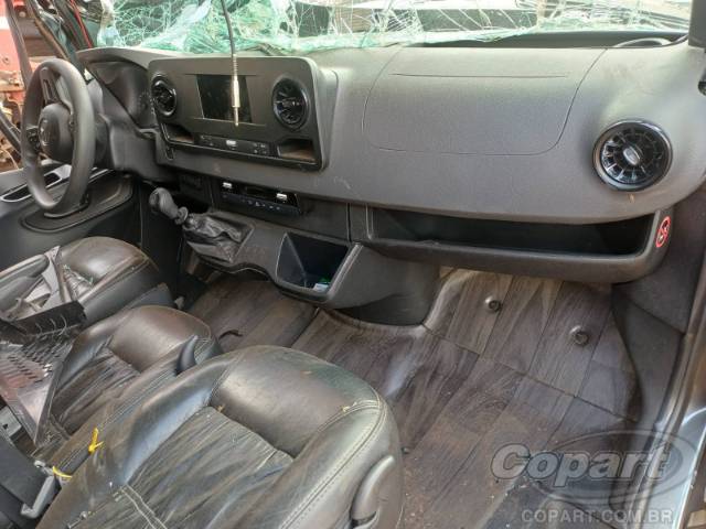 2024 MERCEDES BENZ SPRINTER 