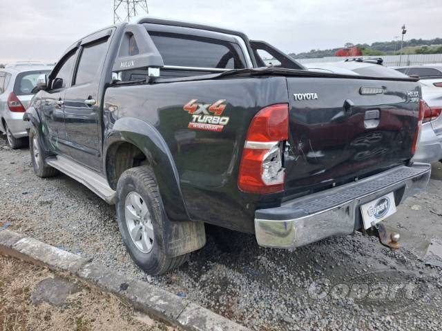 2013 TOYOTA HILUX CD 