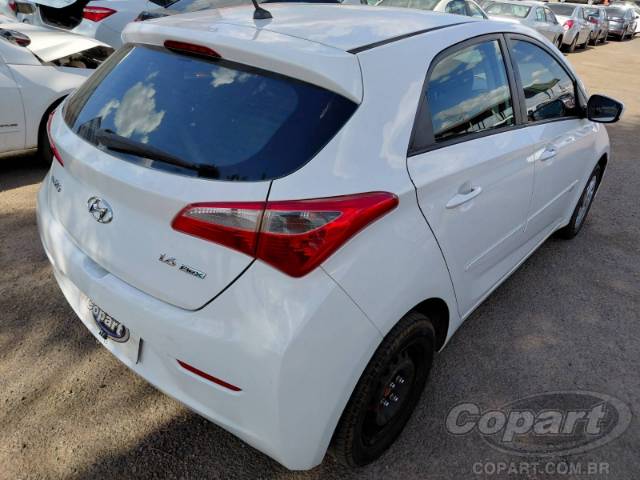 2015 HYUNDAI HB20 