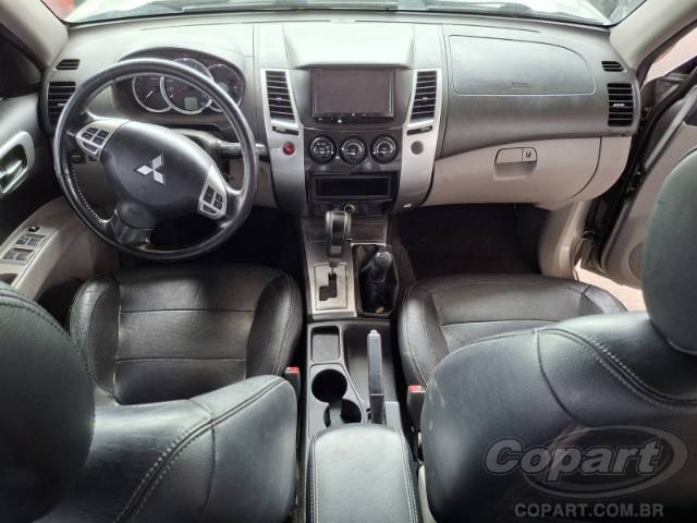 2012 MITSUBISHI PAJERO DAKAR 