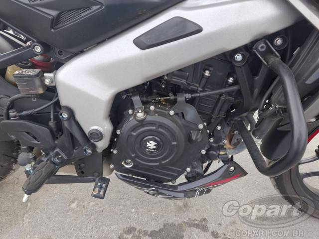 2026 BAJAJ DOMINAR 