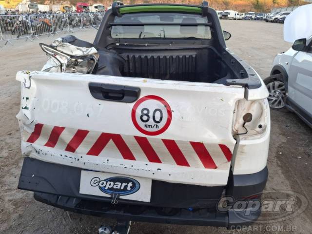 2025 FIAT STRADA 