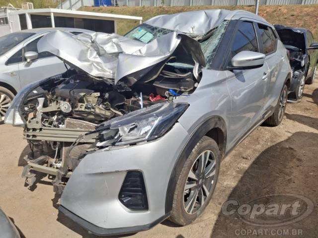 2024 NISSAN KICKS 