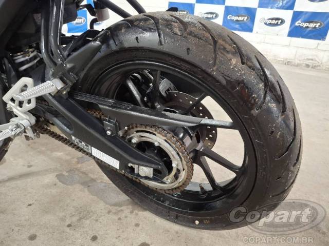 2025 YAMAHA YZF R15 