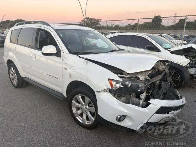 2012 MITSUBISHI OUTLANDER 