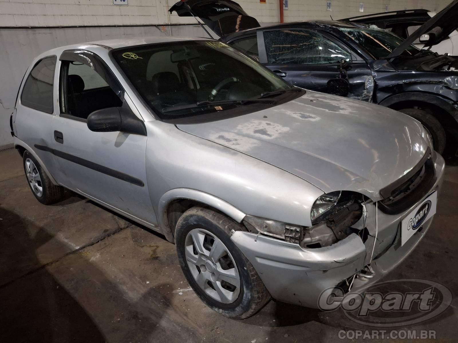2001 CHEVROLET CORSA