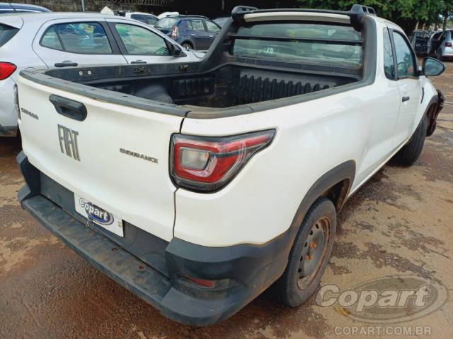 2024 FIAT STRADA 