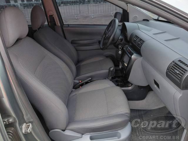 2009 VOLKSWAGEN SPACEFOX 