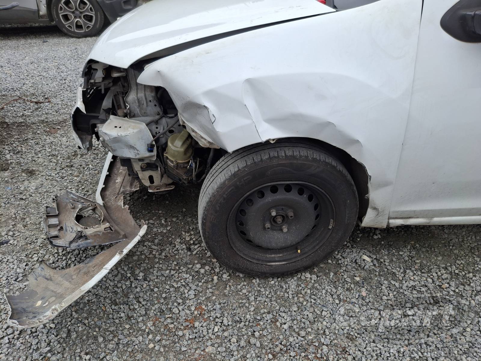 Foto 13 de 15: 2020 RENAULT LOGAN