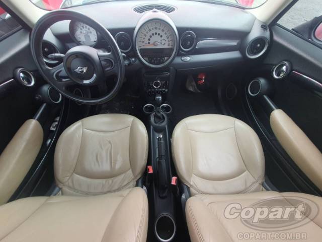 2011 MINI COOPER 
