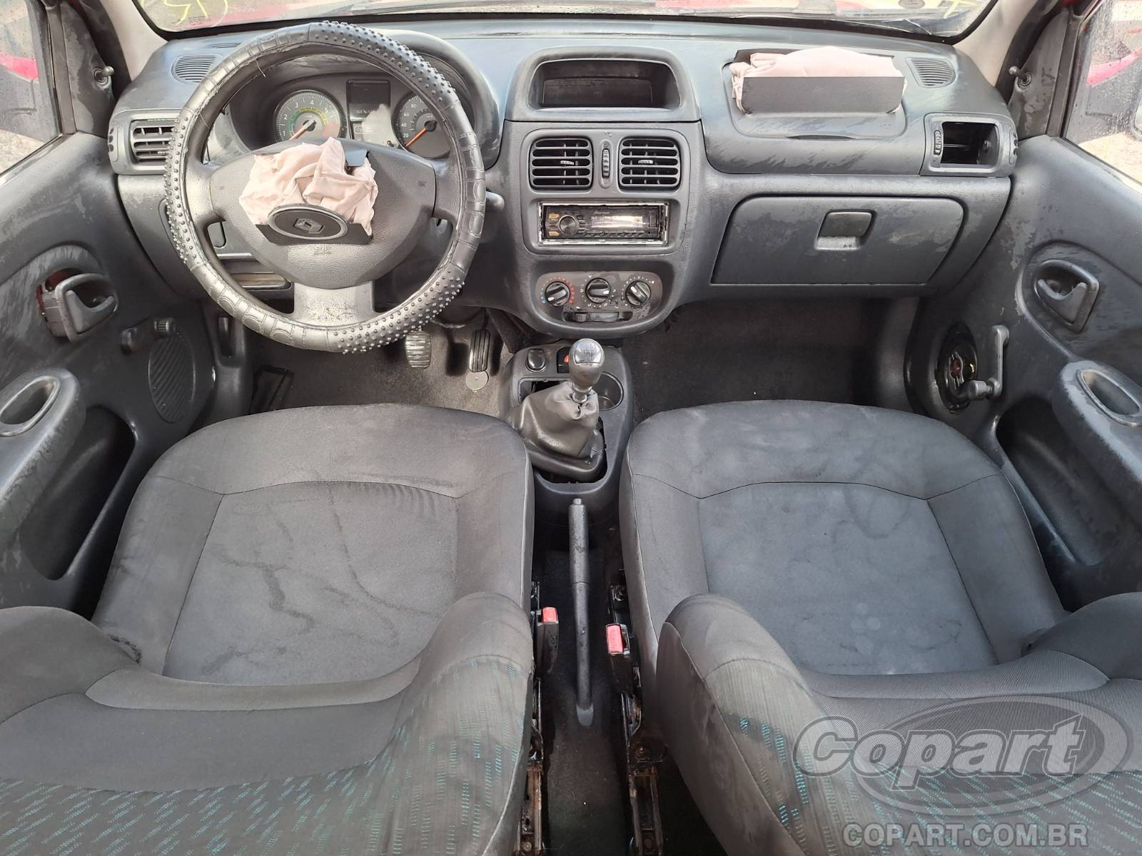 2015 RENAULT CLIO — foto 9 de 11