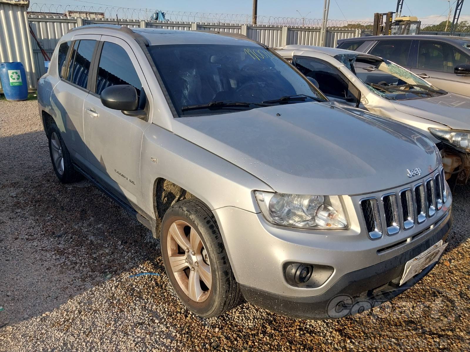 Veículo Fiat Compass JEEP COMPASS SUV Grandes 2.0 16V Dual VVT 2012 2012 em leilão