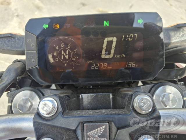 2026 HONDA CB 300F 