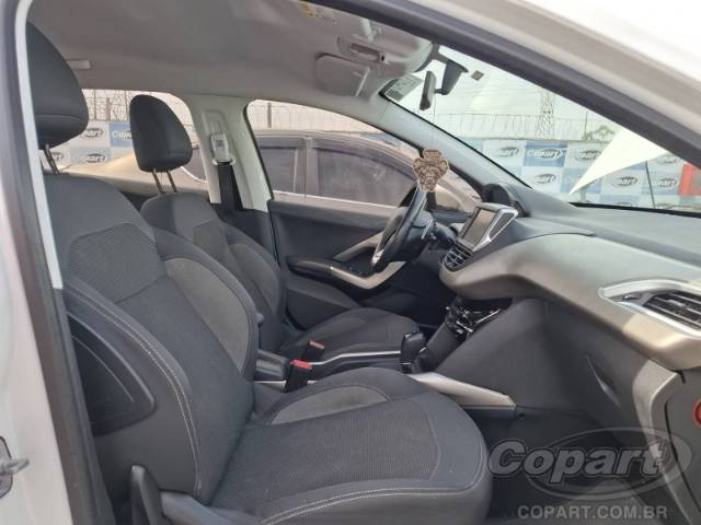 2017 PEUGEOT 2008 