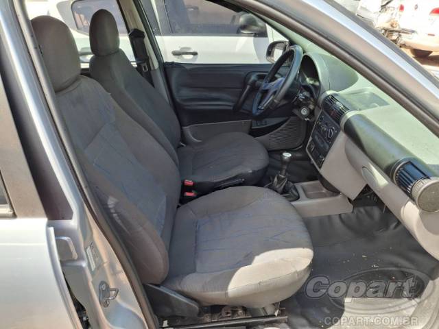 2010 CHEVROLET CLASSIC 