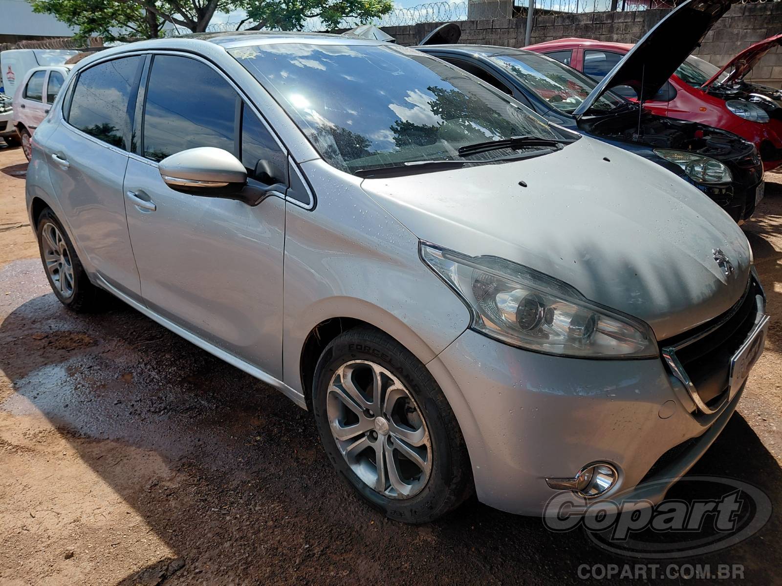 Veículo Peugeot 208 Peugeot 208 Griffe 1.6 16V VVT 2015 2015 em leilão