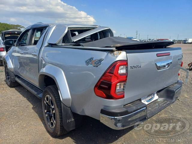 2025 TOYOTA HILUX CD 