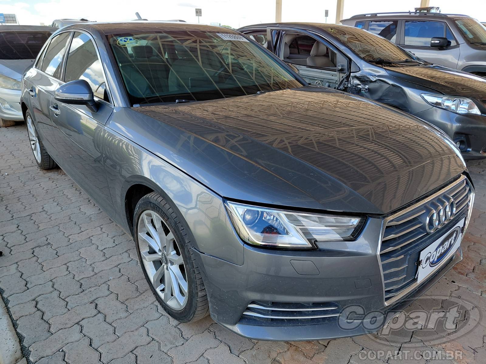 Audi A4 2.0 16V TFSI Turbo