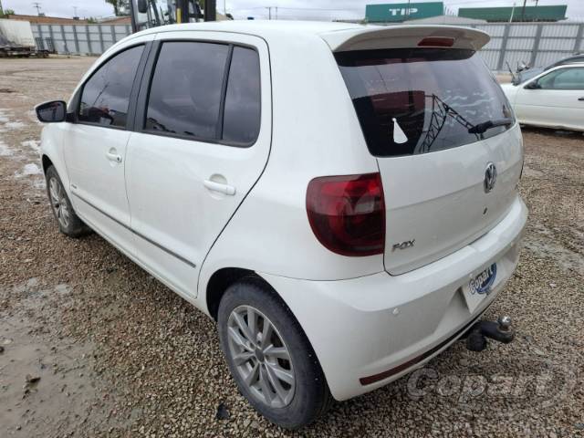 2013 VOLKSWAGEN FOX 