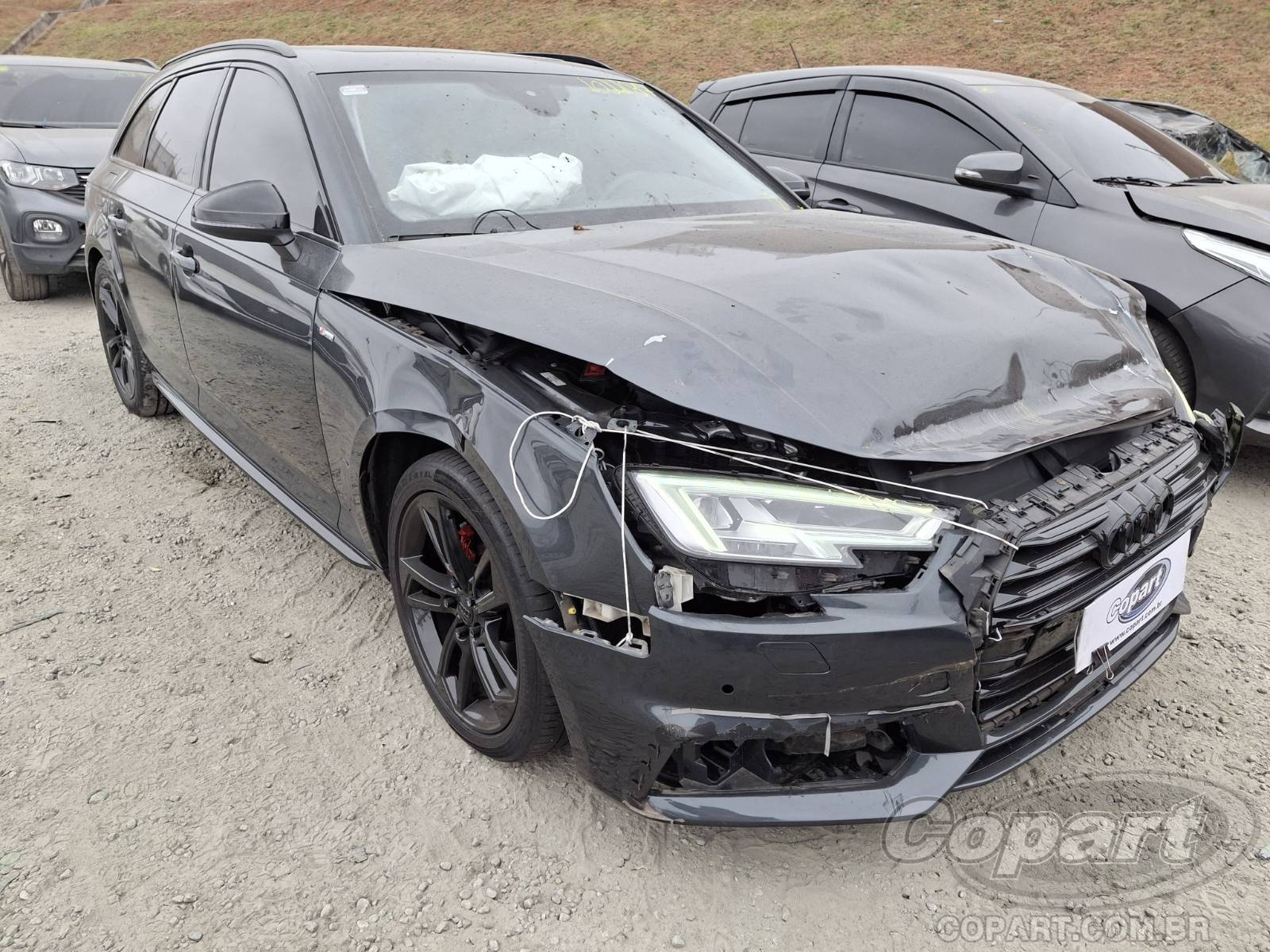 Veículo Audi A4 AVANT AUDI A4 AVANT 2.0 16V TFSI TURBO 2017 2018 em leilão