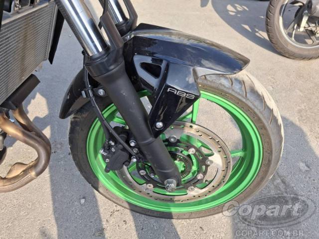 2026 KAWASAKI Z500 