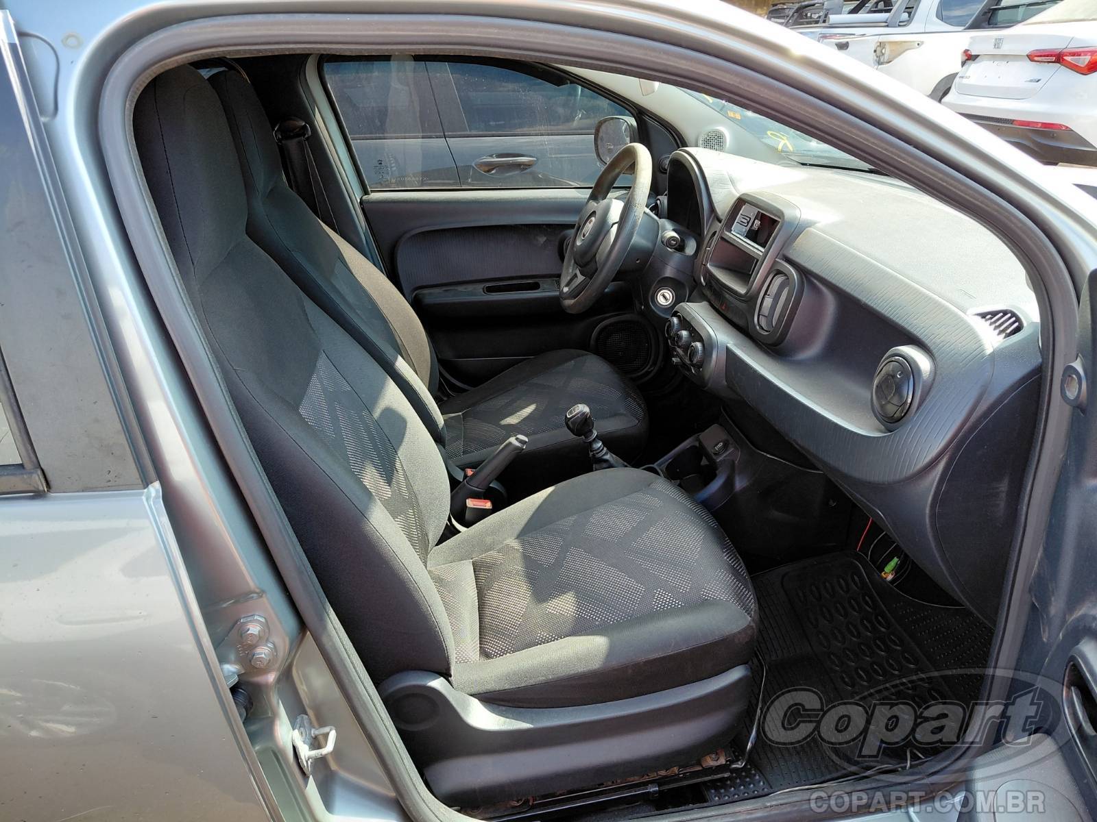 Foto 5: 2019 FIAT MOBI