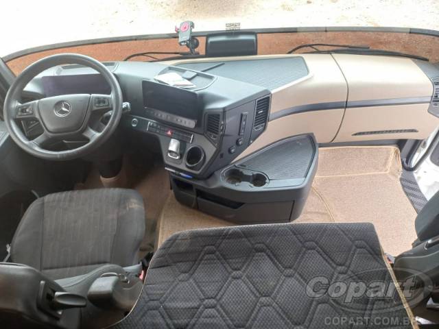 2023 MERCEDES BENZ ACTROS 