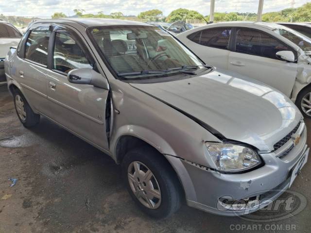 2011 CHEVROLET CLASSIC 