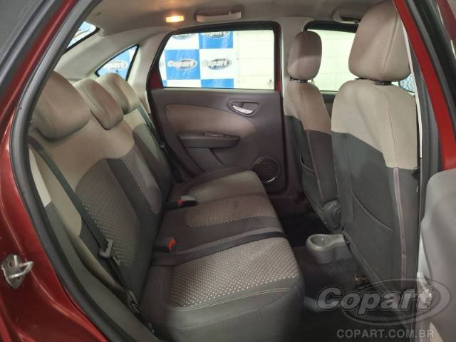 2013 FIAT GRAND SIENA 