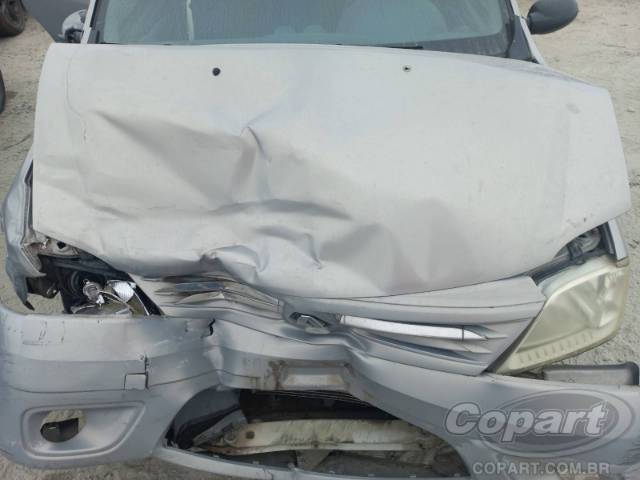 2009 RENAULT LOGAN 