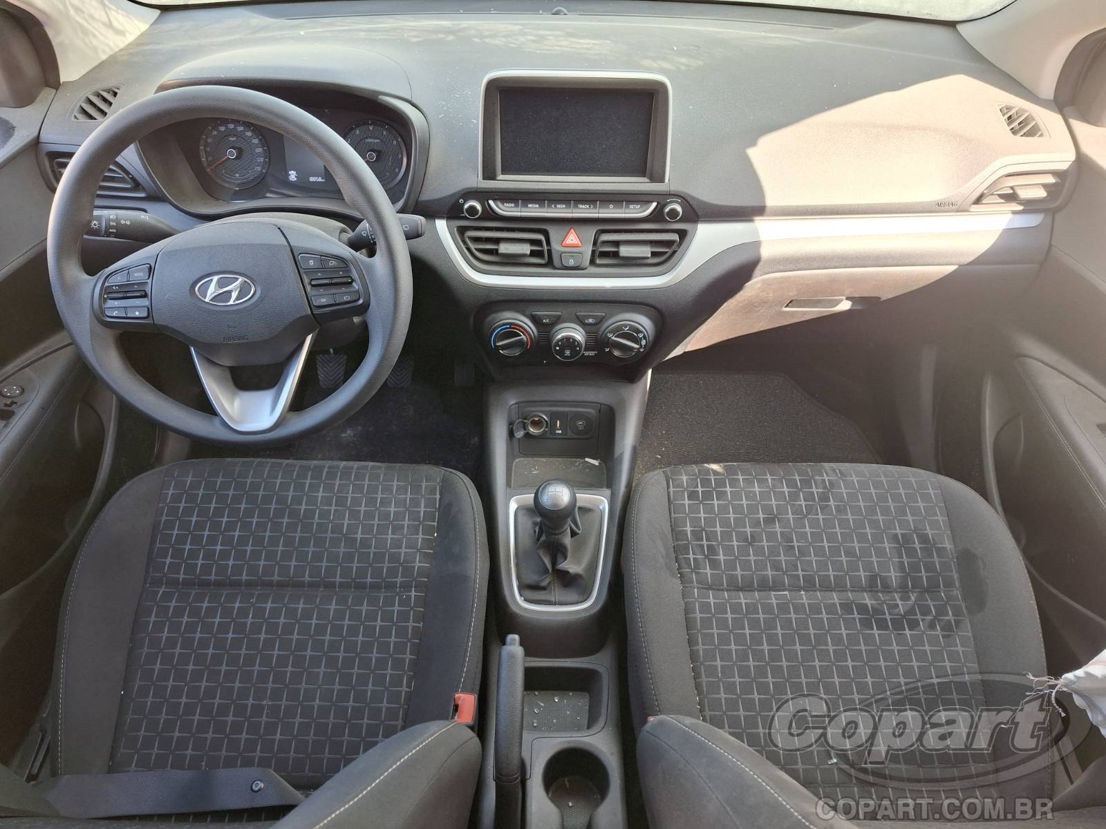 Foto 9 de 14: 2025 HYUNDAI HB20