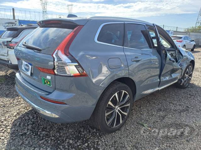 2023 VOLVO XC60 