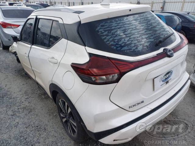 2024 NISSAN KICKS 