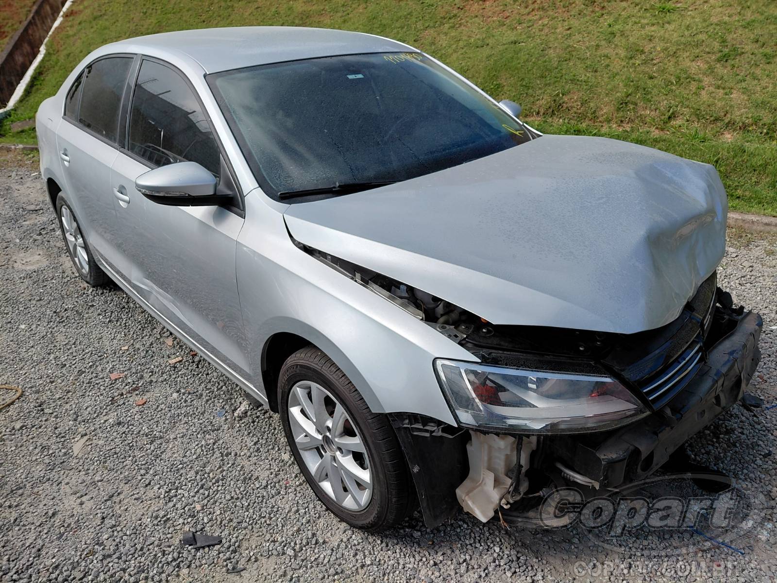 Veículo VW - VolksWagen Volkswagen VOLKSWAGEN JETTA 2.0 TOTAL FLEX 2014 em leilão