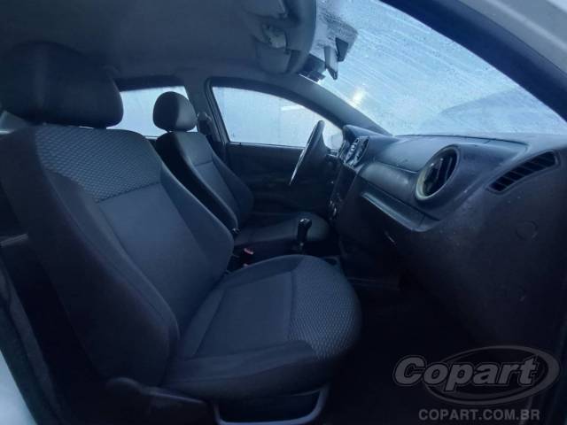 2011 VOLKSWAGEN GOL 