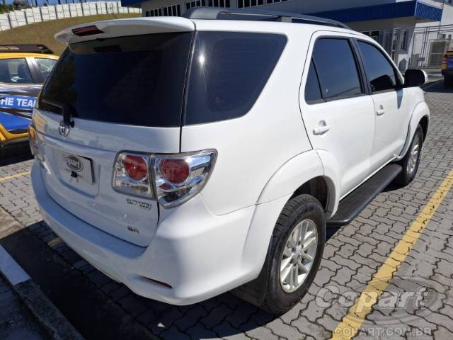 2014 TOYOTA HILUX SW4 