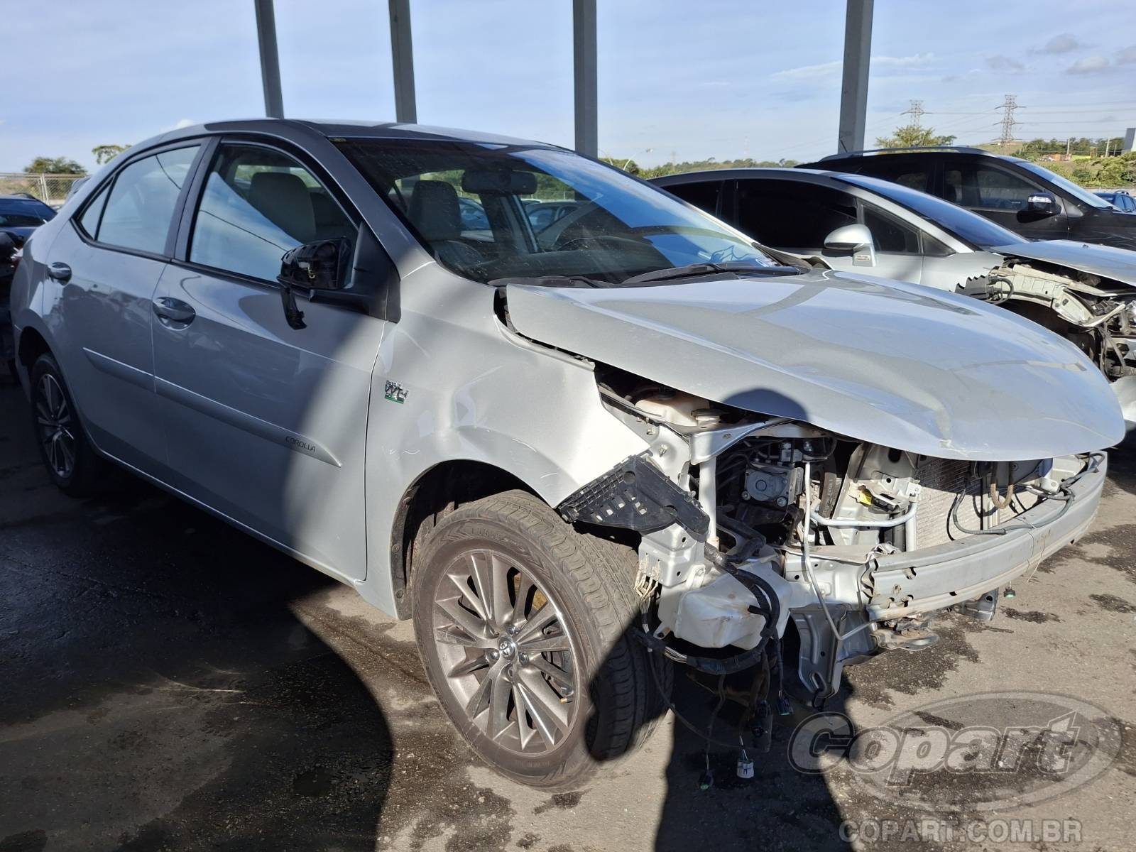 Veículo Toyota Corolla Toyota Corolla XEi 2.0 2015 Colisão Média Monta 2016 em leilão