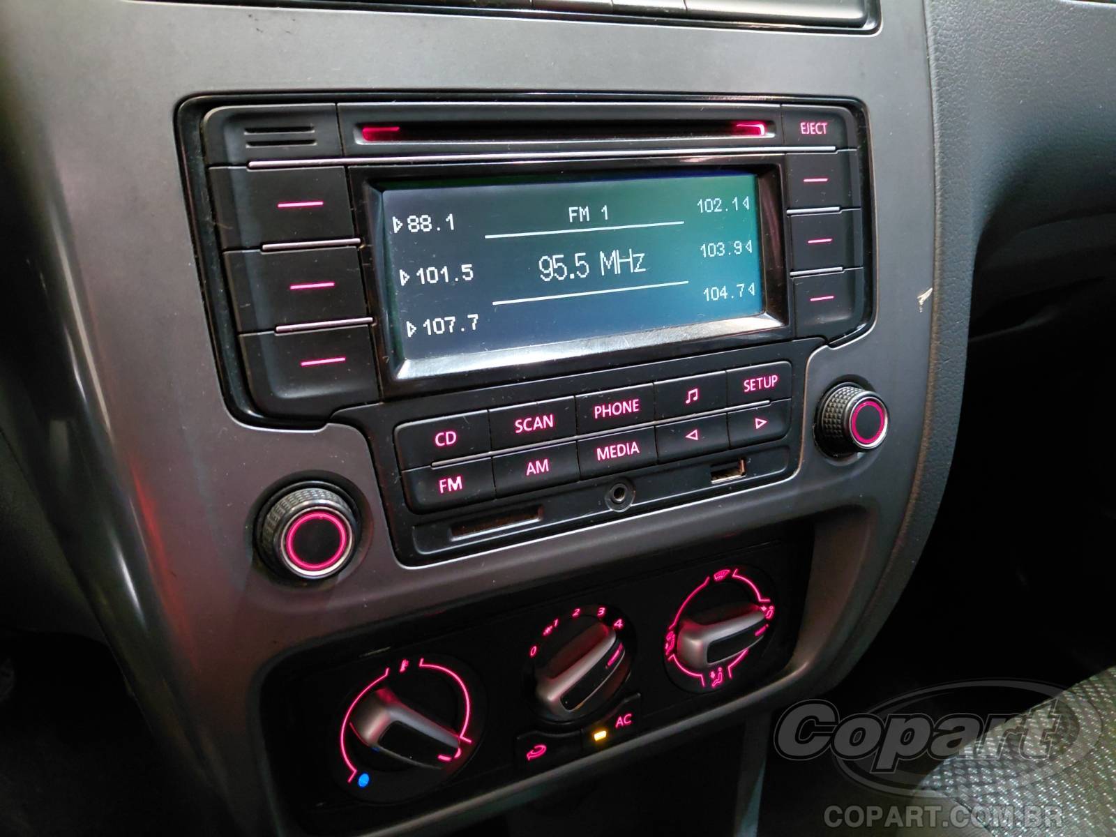 Foto 12 de 12: 2015 VOLKSWAGEN FOX