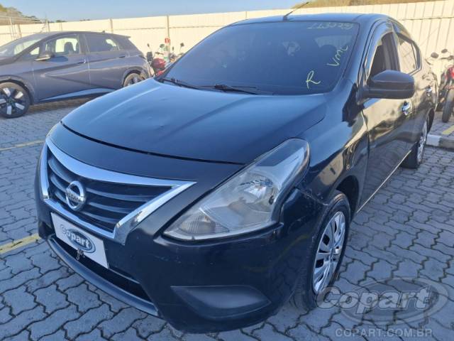 2017 NISSAN VERSA 