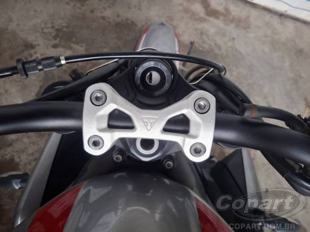 2020 TRIUMPH STREET TRIPLE 