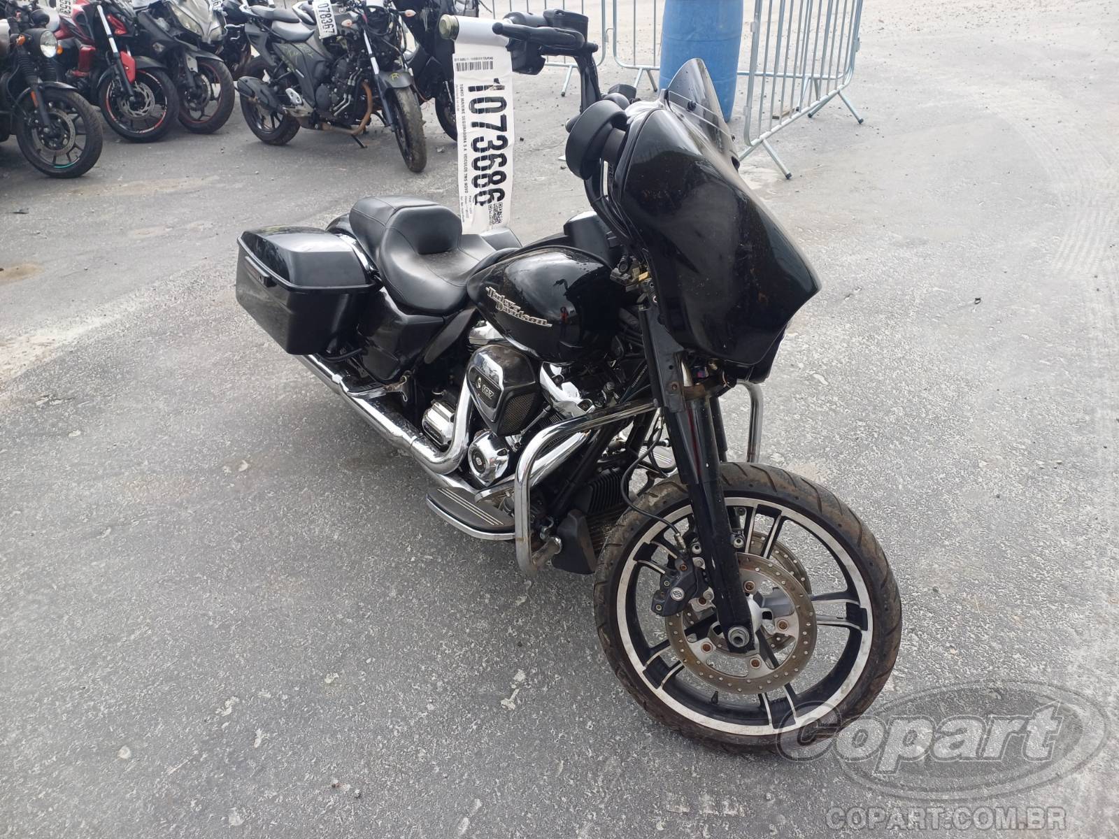 HARLEY-DAVIDSON TOURING