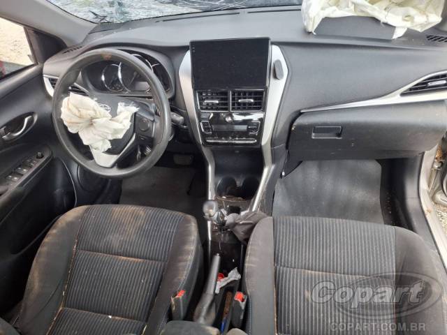 2020 TOYOTA YARIS SEDA 