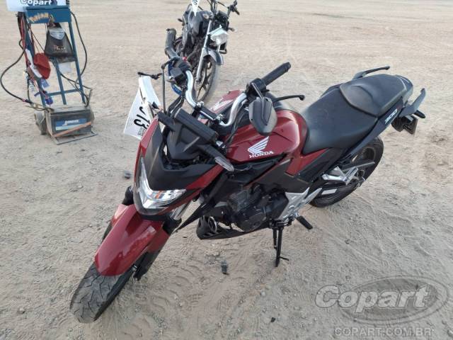 2025 HONDA CB 300F 