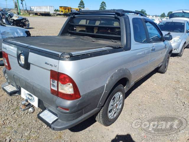 2013 FIAT STRADA 