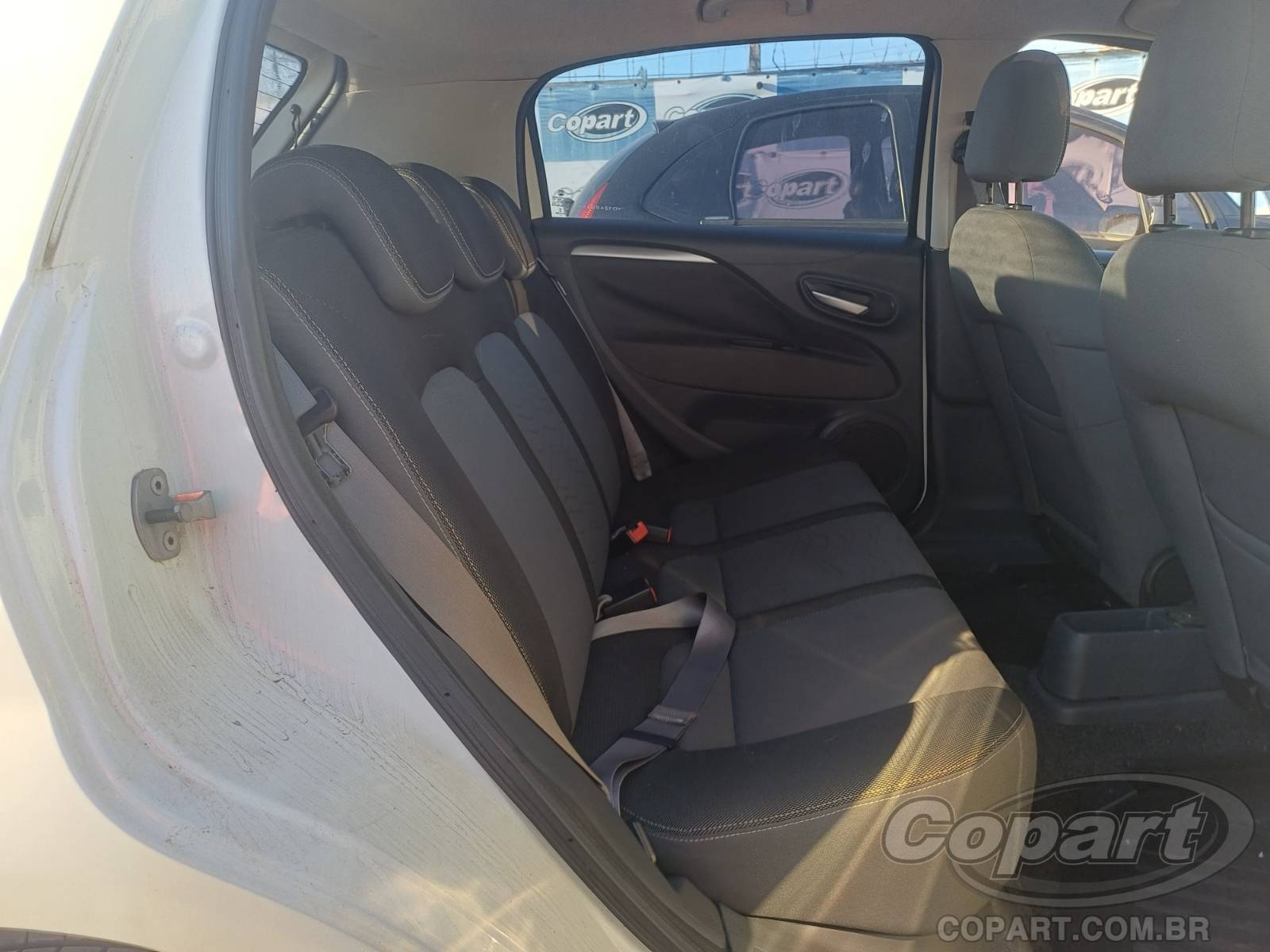 Foto 6 de 10: 2013 FIAT PUNTO