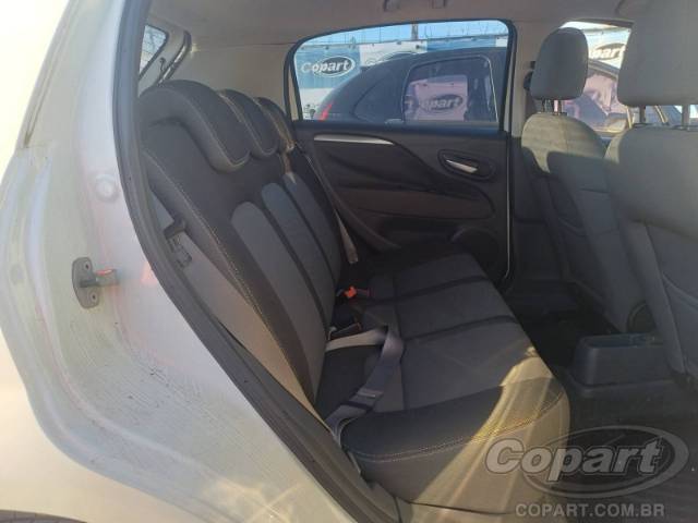 2013 FIAT PUNTO 