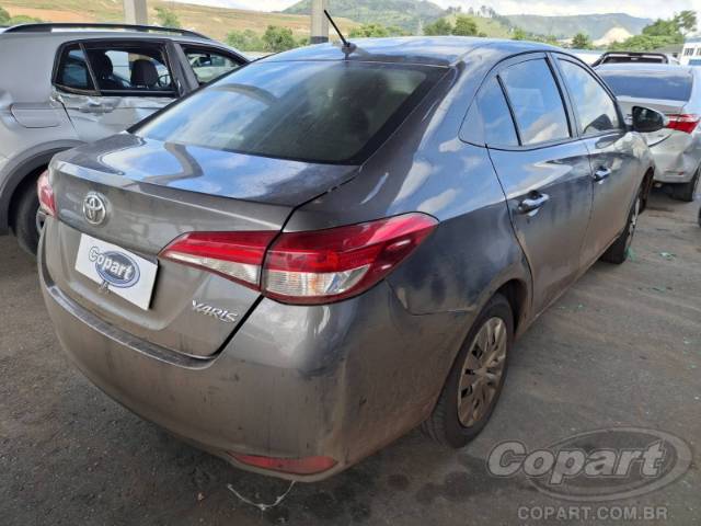 2023 TOYOTA YARIS SEDA 